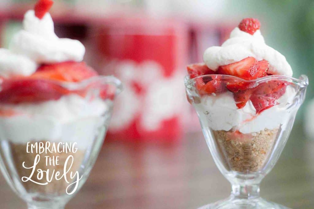 Fresh Strawberries, Crunch and Cream Cheese-Pretzel Cream Cheese Strawberry Dessert
